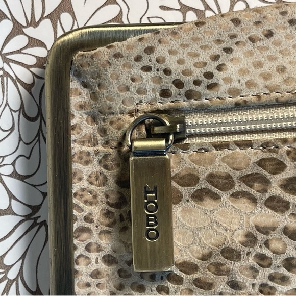 HOBO Lauren Clutch-Wallet Snake print leather - Picture 11 of 13